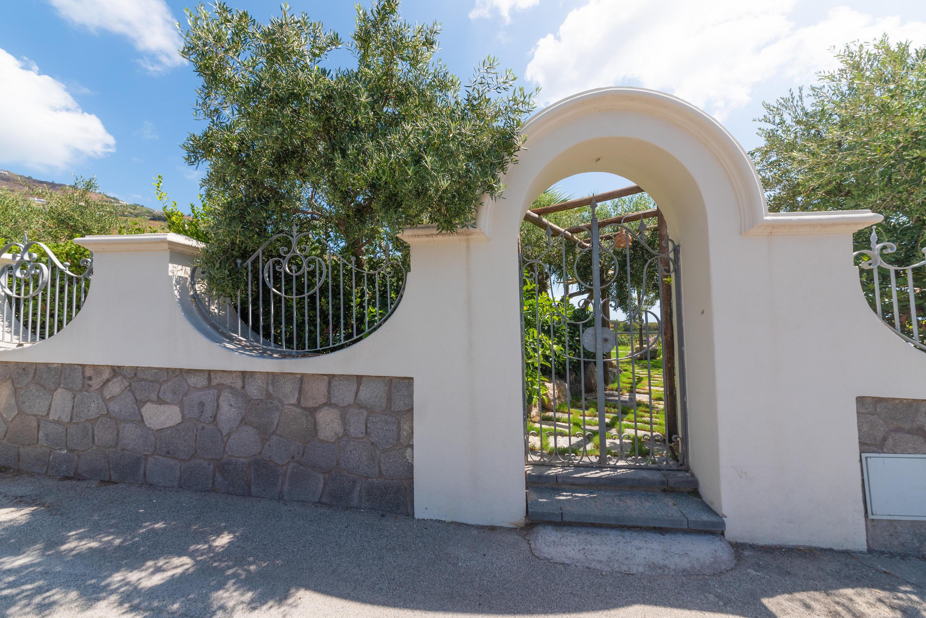 Bed & Breakfast Sorgeto Garden 5*