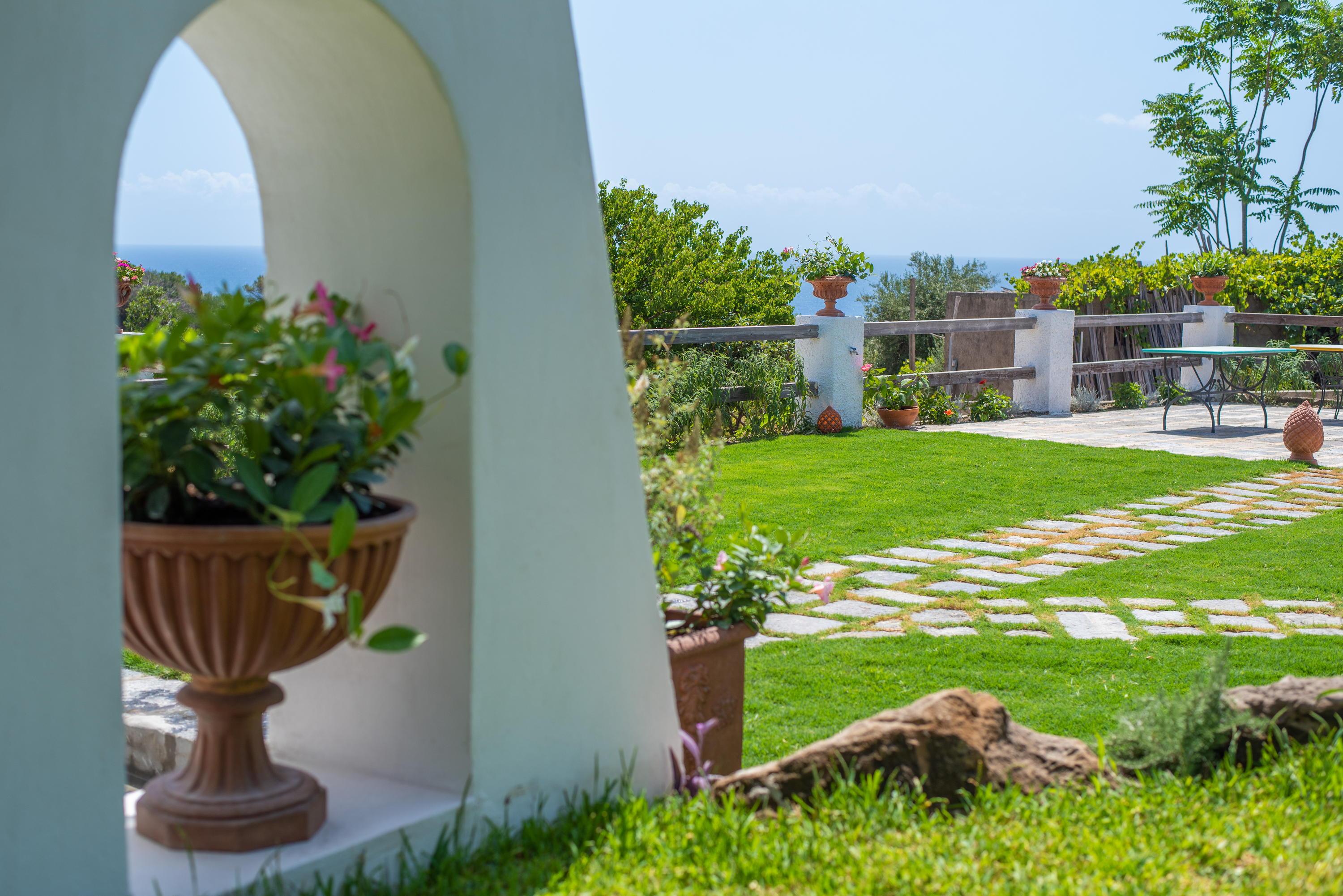 Sorgeto Garden Forio (Isola d'Ischia)